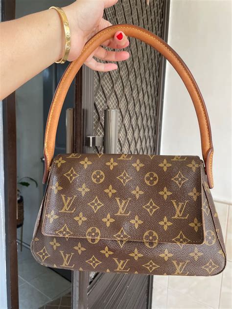 lv mini looping bag